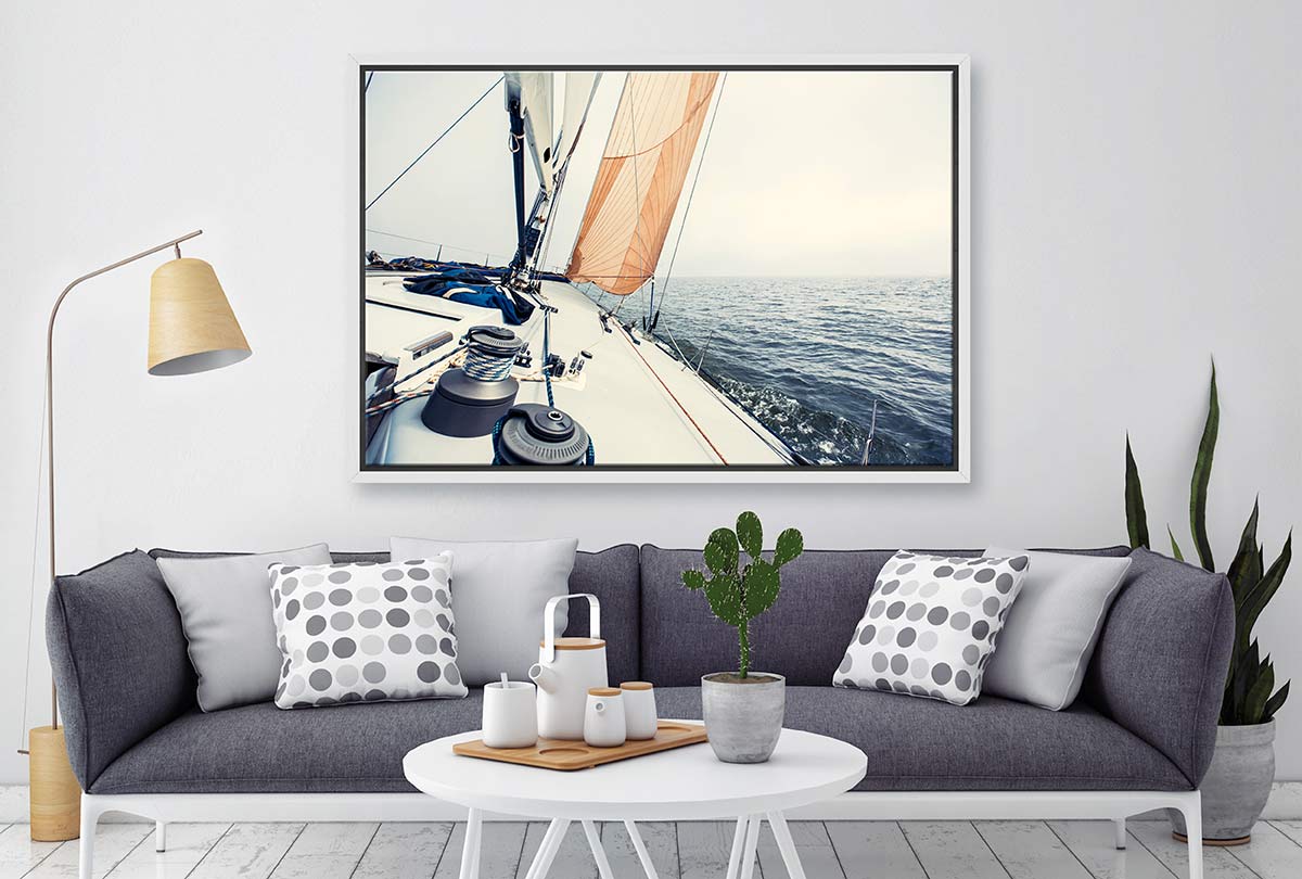 Racing Yacht - Final Touch Decor