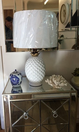Pineapple Table Lamp White & Gold - Final Touch Decor