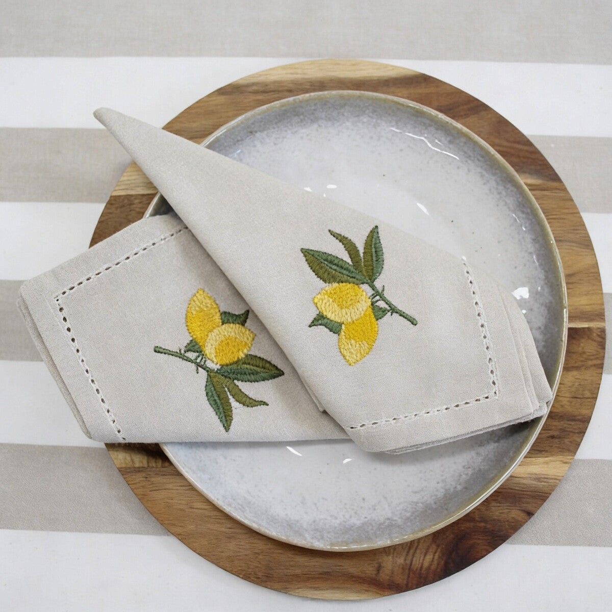 Tablecloth Chambray Natural and White Stripe