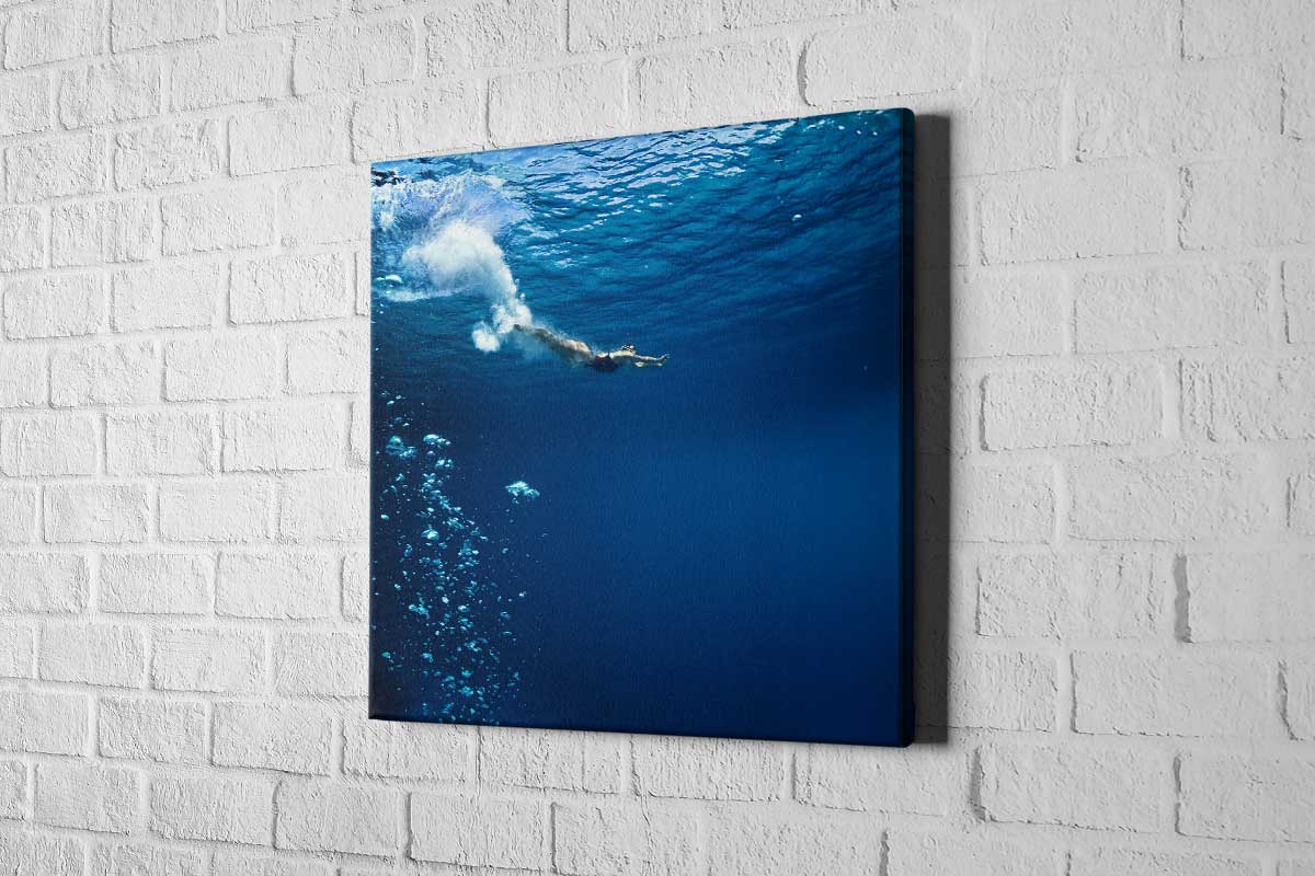 2008 Canvas Square