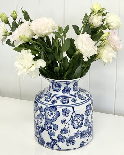212p vase blue and white scaled
