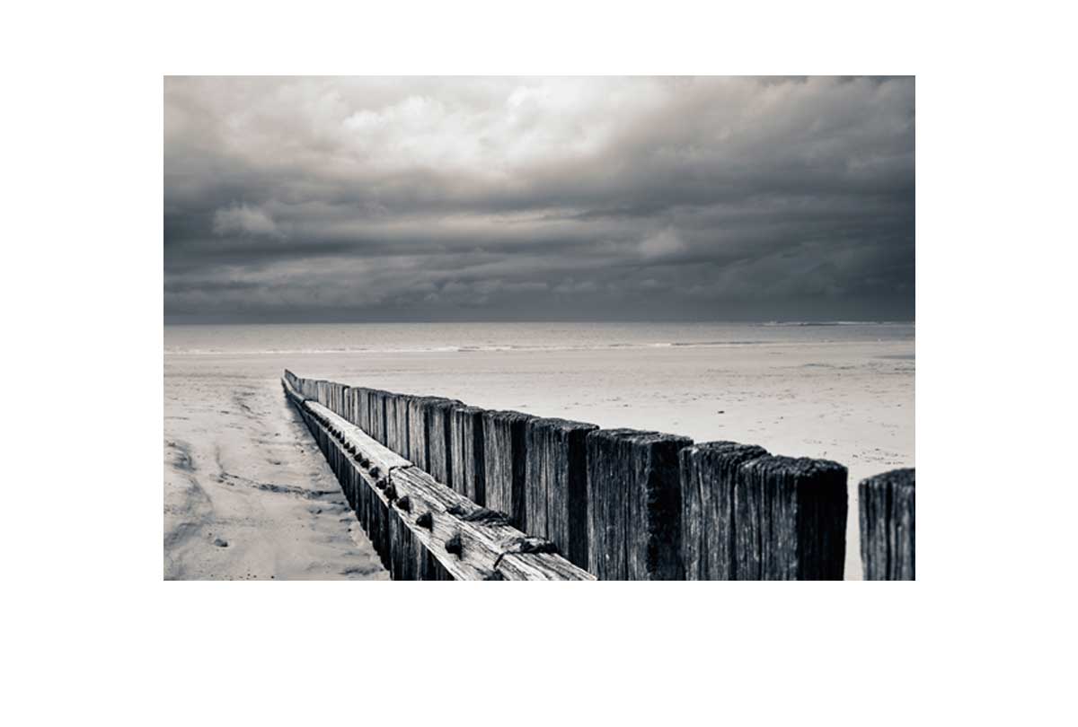 Black and White Beach Scene | Canvas Wall Art Print - Final Touch Decor