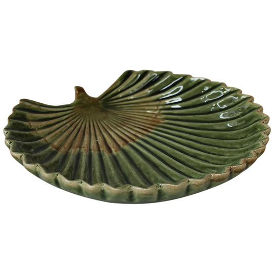 green palm dish